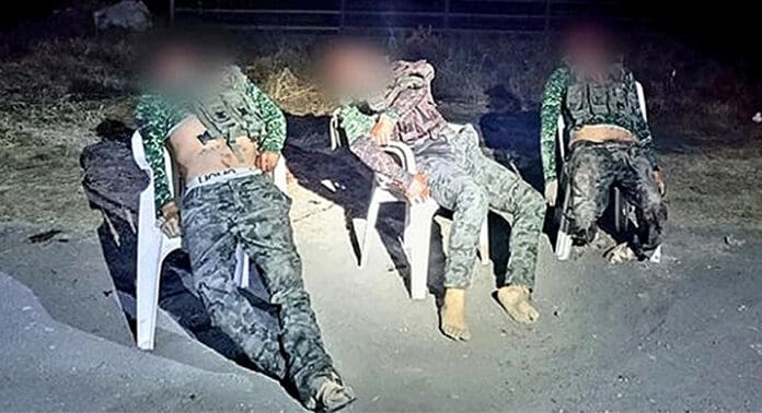 Dejan tres ejecutados sentados en sillas en Apatzingán, Michoacán