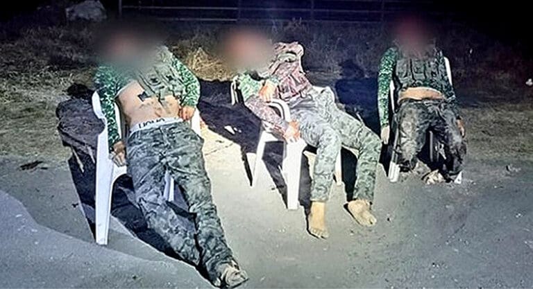 Dejan tres ejecutados sentados en sillas en Apatzingán, Michoacán