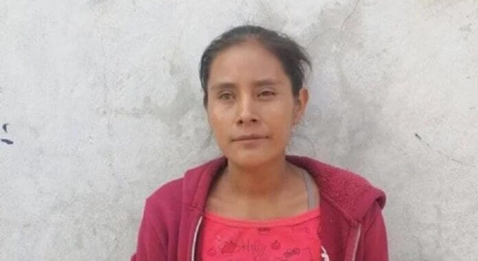 Sujeto asesina a su expareja a puñaladas en Guerrero; los dos eran policías. Ella había pedido protección pero le fue negada.