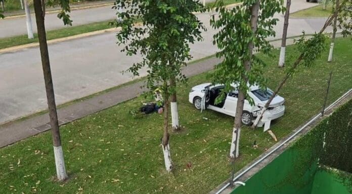 Violencia en Tabasco; asesinan a una mujer afuera de Dos Bocas. Sigue la crisis de inseguridad en dicha entidad.