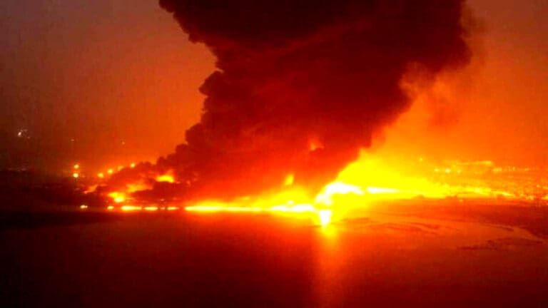 Explotan depósitos de gas en Yemen; al menos 17 muertos