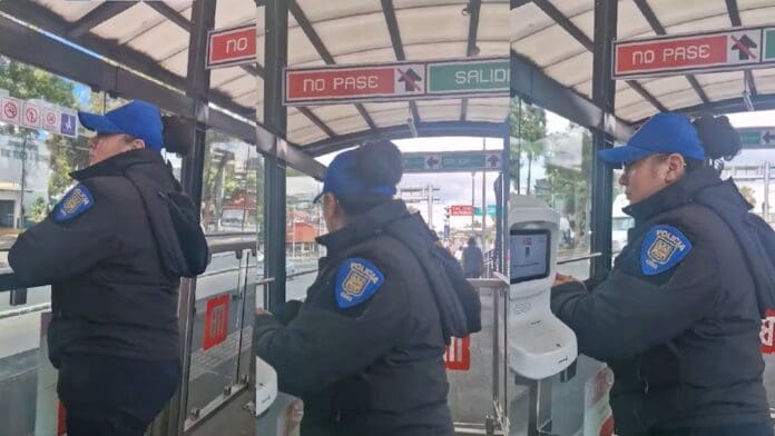 Video: Denuncian trato hostil de policía del Metrobús de CDMX para acceder con perro de apoyo