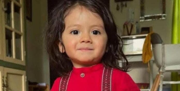 Acusan a lingüista de la UNAM por sustracción de menor; es un presunto caso de violencia vicaria, denuncia la madre.