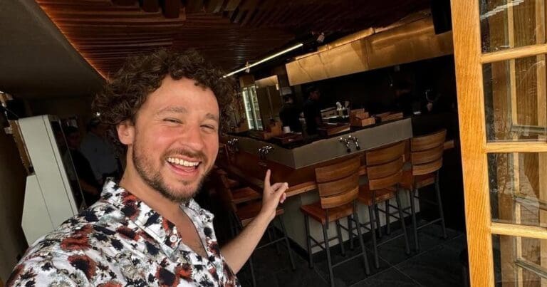 Luisito Comunica se despide de Cancún no sin antes recomendar el uso de Uber e InDrive