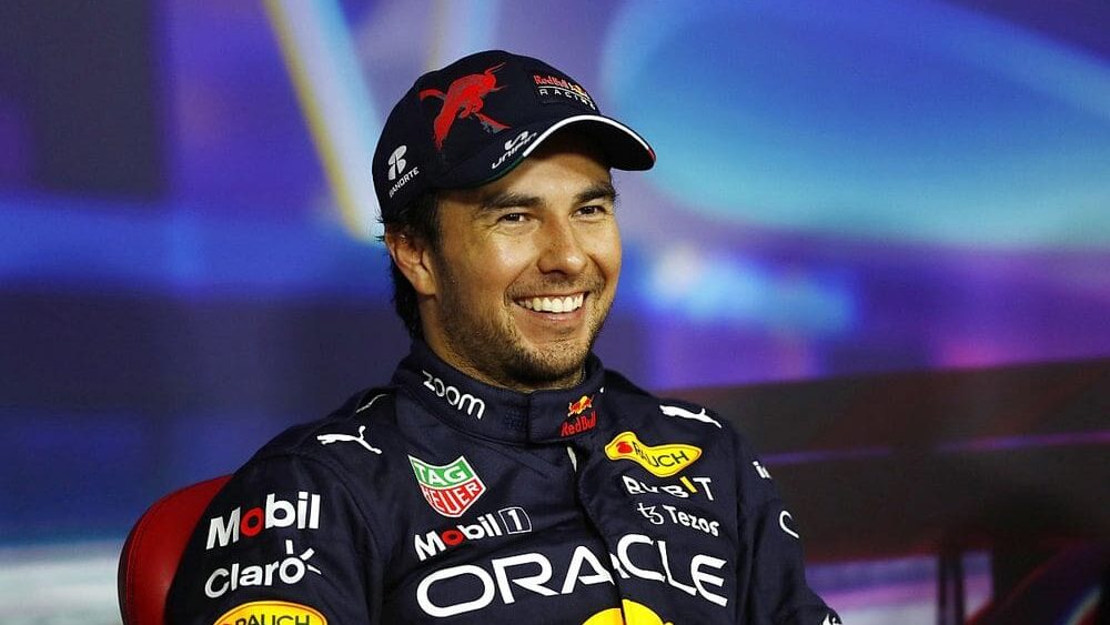 Video: Checo Pérez estrena nueva línea de ropa tras salida de Red Bull