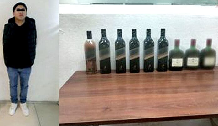 Joven intenta robar botellas de whisky del súper con valor de 10 mil pesos, en el Edomex