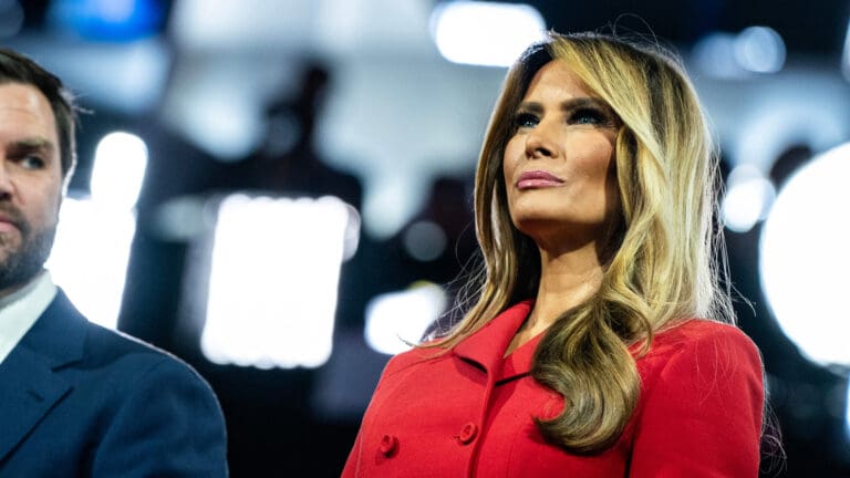 Melania Trump lanza su propia “criptomoneda meme” previo a la investidura de Donald Trump