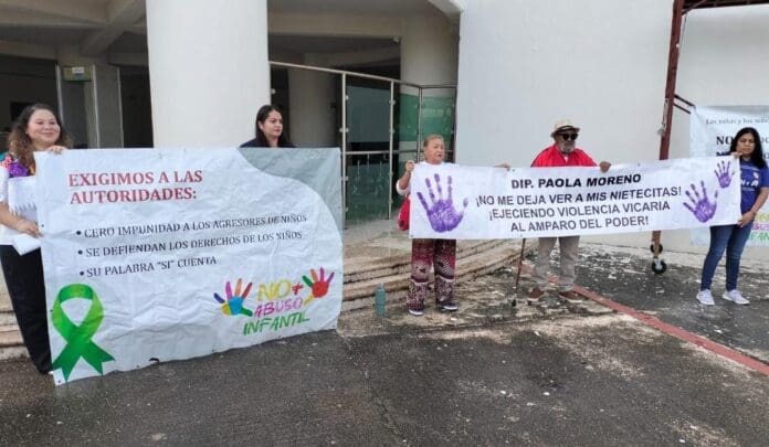 Denuncian activistas que no han procedido denuncias contra la diputada Paola Moreno por supuesta violencia familiar.