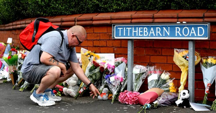 Video: Dan 51 años de prisión a adolescente; mató a puñaladas a tres niñas en Inglaterra