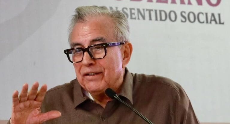 No ponemos y quitamos gobernadores, responde Claudia Sheinbaum ante la petición para destituir a Rocha Moya.