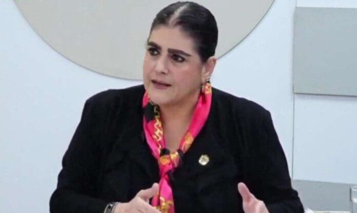 Mónica Palencia, ministra de Interior de Ecuador, es mexicana y quien está detrás de amenazas arancelarias