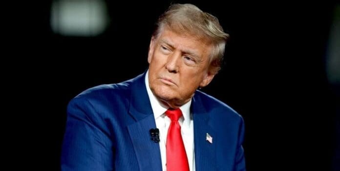 Donald Trump acudirá al Super Bowl, será el primer presidente de Estados Unidos en funciones en asistir al gran evento. Se reforzará la seguridad y se esperan grandes cambios en la logística por eso.