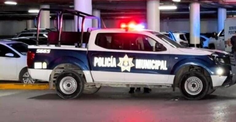 Asaltan a una persona en el estacionamiento de Las Américas en Cancún