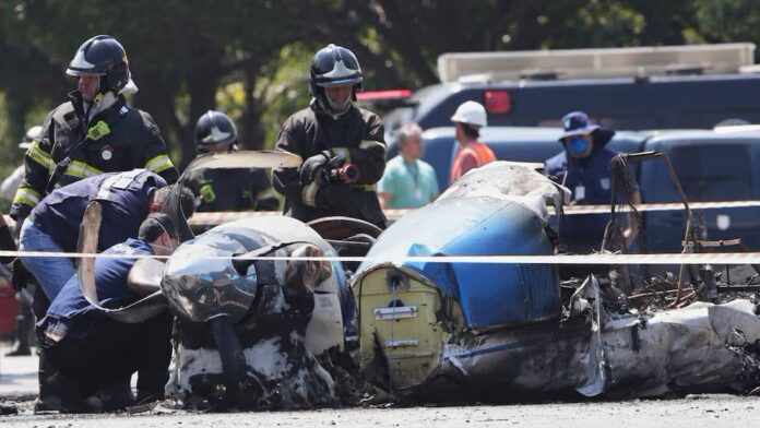Video: Avioneta se estrella contra un autobús en plena avenida de Sao Paulo, Brasil; hay al menos dos muertos