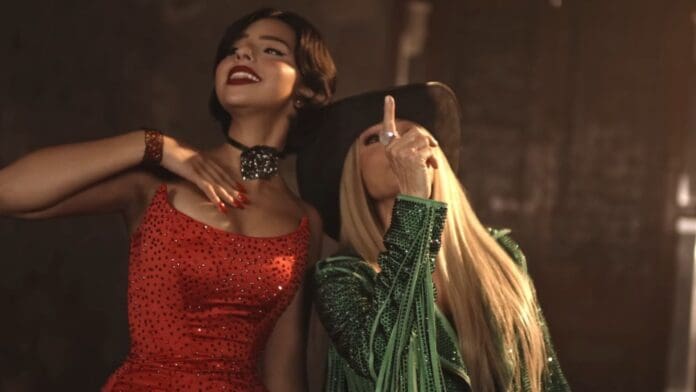 Tunden a Yuri y a Ángela Aguilar tras interpretar nueva versión de 