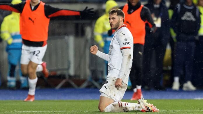 Video: Mexicano Santiago Giménez se estrena como goleador en la victoria del Milan