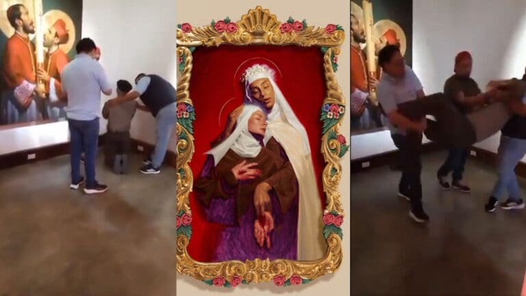 Video: Personal de la UNAM expulsa a hombre tras manifestarse contra exposición que se burla del catolicismo