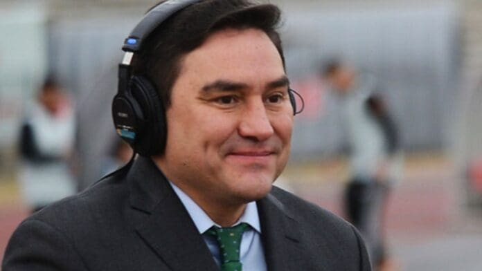 Tunden a Jorge Pietrasanta por su estilo de narración en los juegos de Santiago Giménez