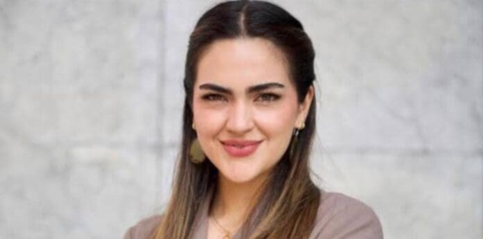 Acusan a la senadora morenista Andrea Chávez de gastar 300 mil pesos en Facebook en solo un mes para promover su imagen.