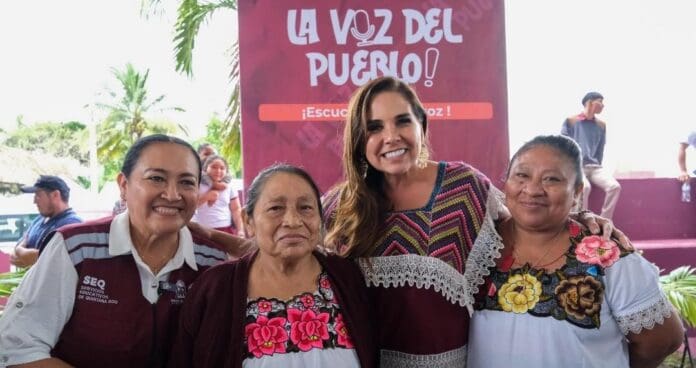 Resuelve gobernadora Mara Lezama necesidades y problemas de más de 800 personas en audiencia pública en Cobá.