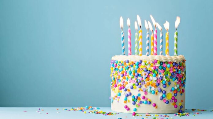 Video: Organizan fiesta de cumpleaños para su mamá y los rechaza por ir a trabajar