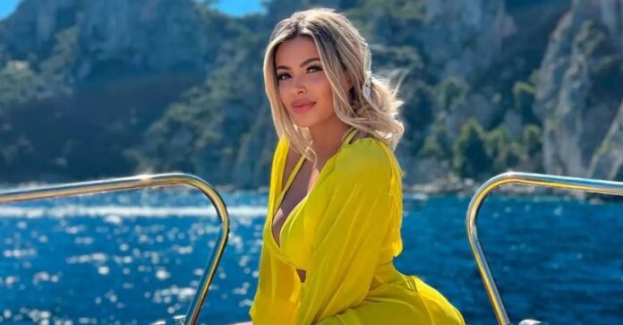 Retienen a 'la mujer más bella del mundo' en un aeropuerto por no parecerse a su foto de pasaporte