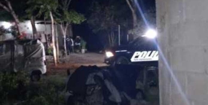 Discuten hermanos y se agarran a machetazos en Playa del Carmen. Ambos acabaron con lesiones de consideración.