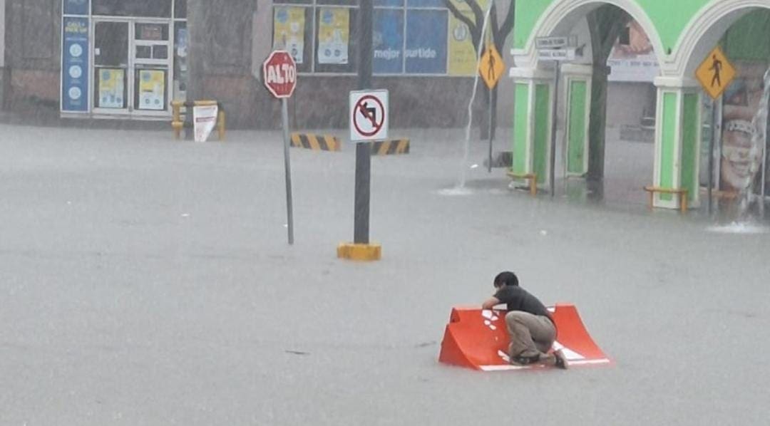 Video: Fallecen al menos tres personas tras fuertes lluvias e inundaciones en Reynosa, Tamaulipas