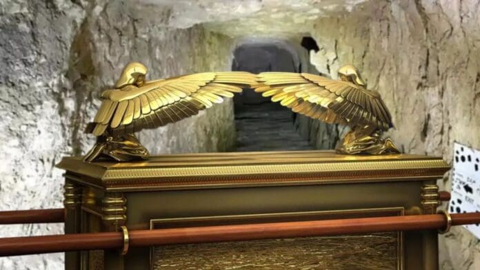 Archivos desclasificados de la CIA revelan que el arca de la alianza fue encontrada gracias a un vidente