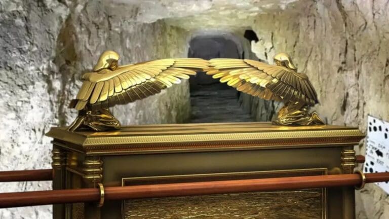 Archivos desclasificados de la CIA revelan que el arca de la alianza fue encontrada gracias a un vidente