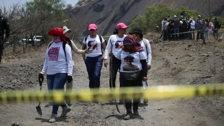 Madre buscadora de Jalisco queda grave de salud tras intento de secuestro en Jalisco