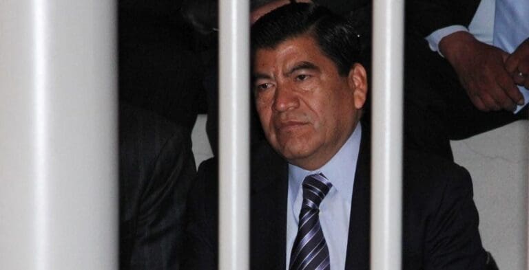 Tribunal manda al exgobernador de Puebla Mario Marín al penal de El Altiplano, por una petición de Lydia Cacho.