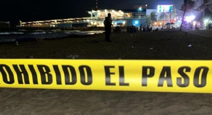 Fallece ahogada una persona en la costa de Fundadores en Playa del Carmen. Al momento se desconoce su identidad.