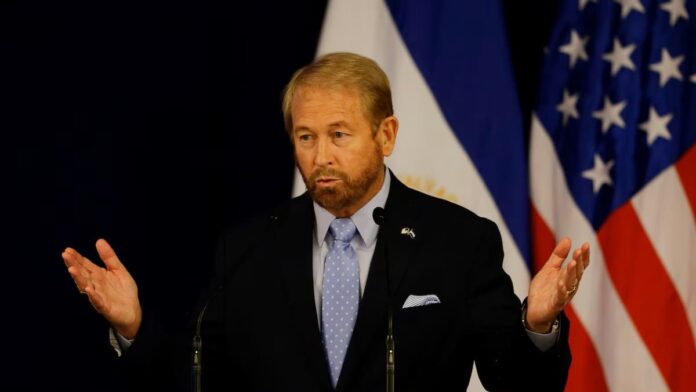 Asignan a Ronald Johnson como próximo embajador de Estados Unidos en México