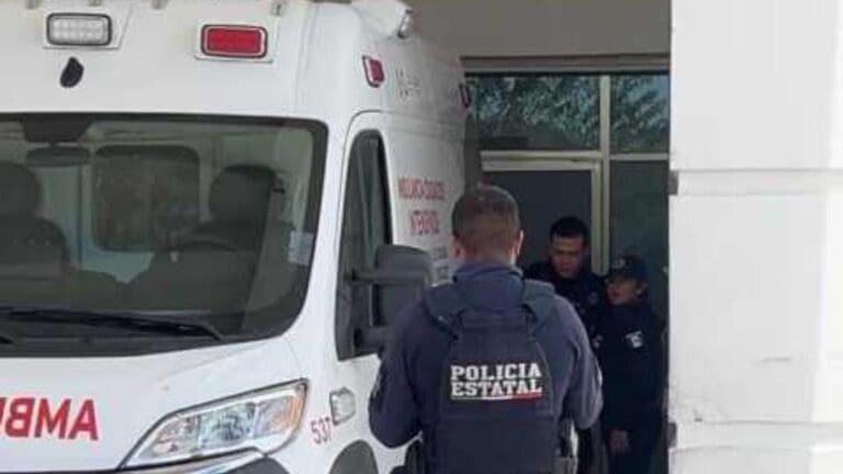 Asesinan a una mujer y un hombre queda lesionado tras una ataque armado en una colonia irregular de Cancún.