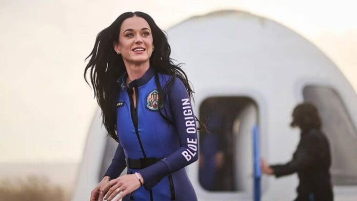 Katy Perry se arrepiente de haber viajado al espacio tras las críticas recibidas en redes sociales