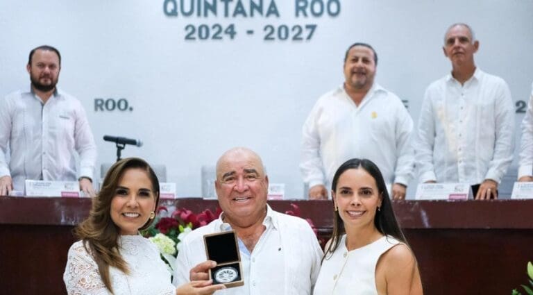 A 55 años de ser un sueño, hoy Cancún late con fuerza en cada corazón, tiene rumbo y propósito: Mara Lezama.