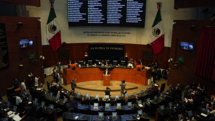 Gino Segura propone ley para garantizar infraestructura turística planificada y con impacto regional