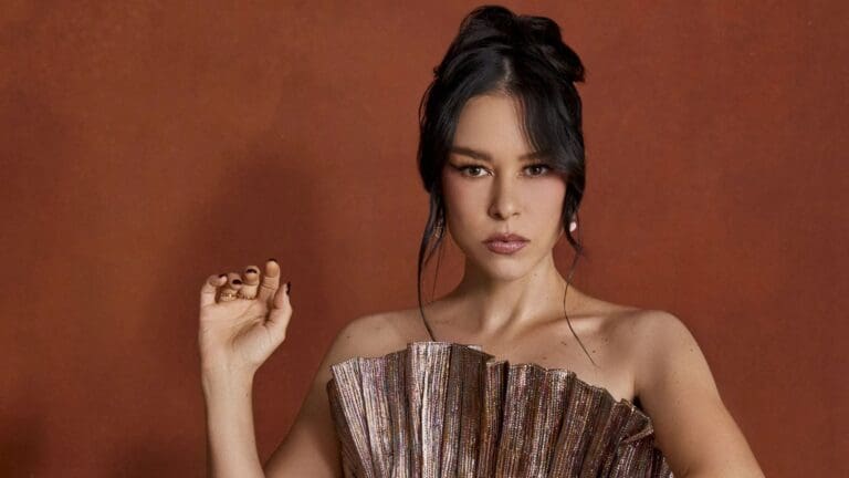 Denisse Guerrero, vocalista de Belanova, se lanza como solista