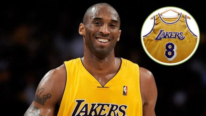 Subastan jersey del debut de Kobe Bryant por más de siete millones de dólares
