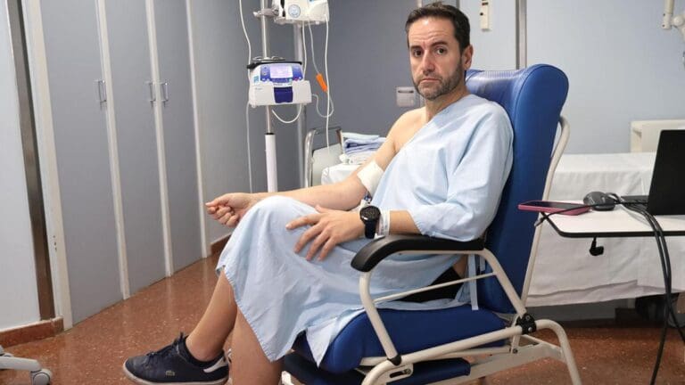 agua con gas casi acaba con la vida de un hombre