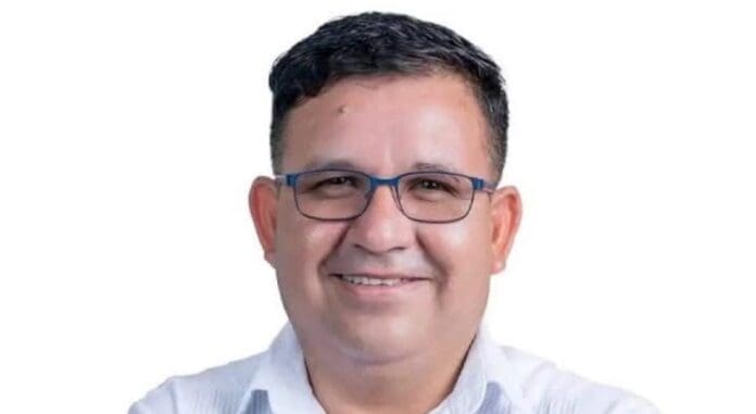 Asesinan a Germán Anuar, candidato a edil de Morena en Coxquihui, Veracruz en el primer día de la campaña.
