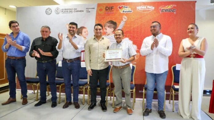 Brinda DIF plática sobre el trabajo infantil a agremiados de la CROC