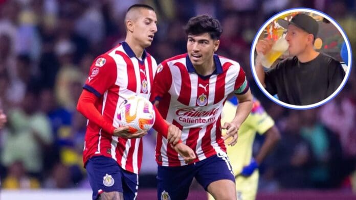 Video: Tunden a jugadores de Chivas, 