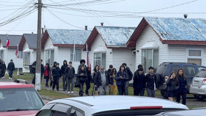 Video: Terremoto de magnitud 7.5 activa alerta de tsunami en el sur de Chile