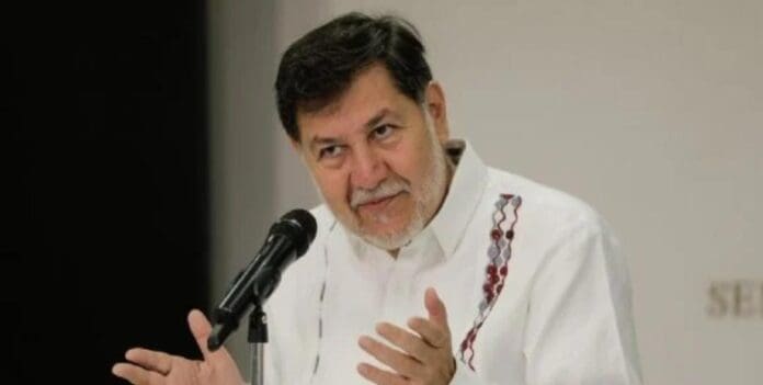 Fernández Noroña afirma que jornada de 40 horas se harán solo con los sindicatos. El senador se ha visto envuelto en una nueva polémica.