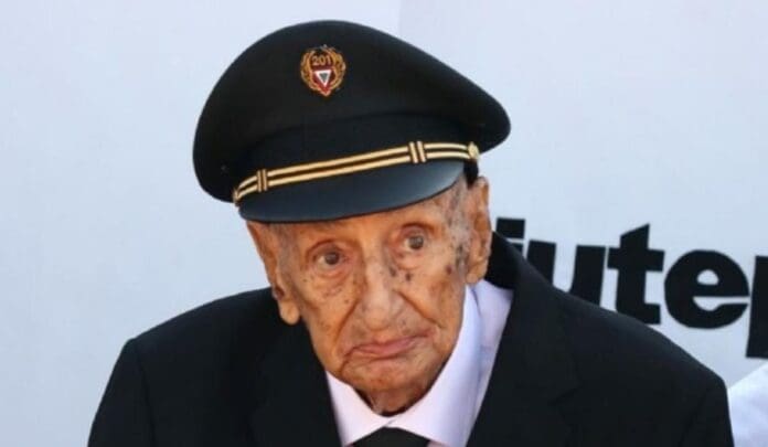 Ha fallecido a los 100 años el último sobreviviente del Escuadrón 201 y veterano de la Segunda Guerra Mundial.