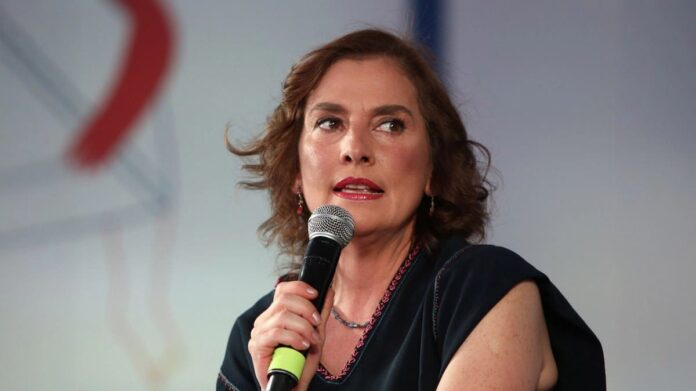 Beatriz Gutiérrez Müller responde a supuesta solicitud de nacionalidad española: “Yo vivo en nuestro bello México”