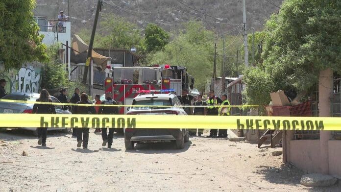Abuelita rescata a cinco niños en un incendio en Hermosillo, Sonora