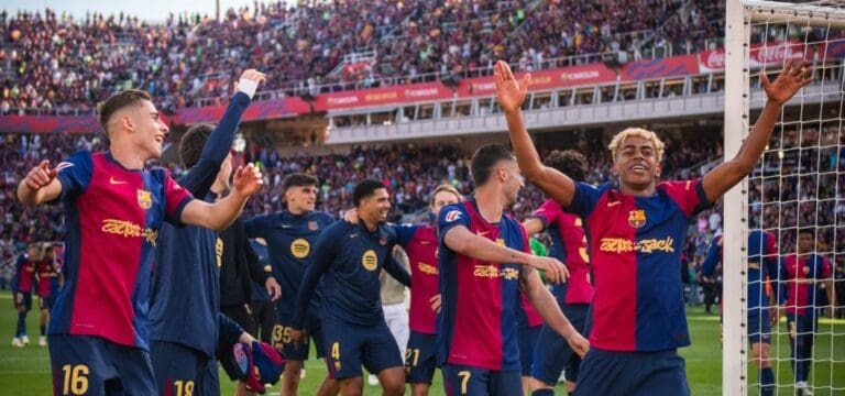 En un auténtico partidazo, Barcelona remonta y gana 4-3 el clásico al Real Madrid. Ambos equipos lo dieron todo.